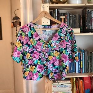 Vintage floral cropped blouse
